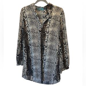 Karlie snake print dress